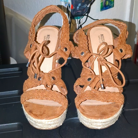 Mossimo (Target), Suede, platform sandals, 8M - Picture 2 of 5